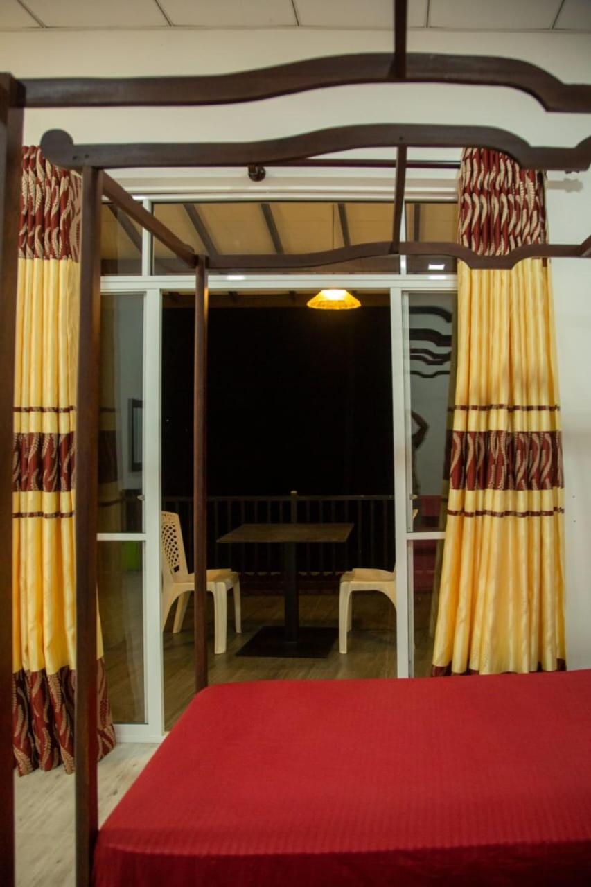 Homestay Water Bird's & Yala Safari