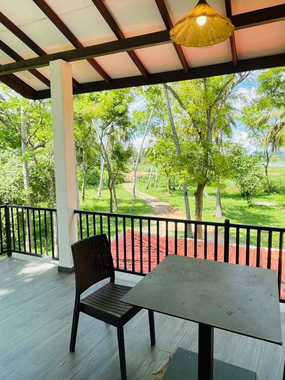 Homestay Water Bird's & Yala Safari *