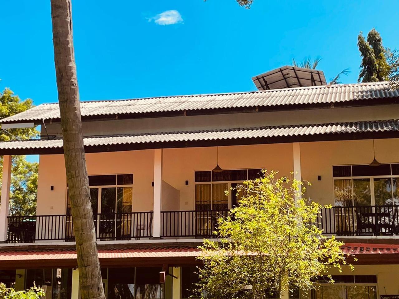 Water Bird's & Yala Safari Homestay